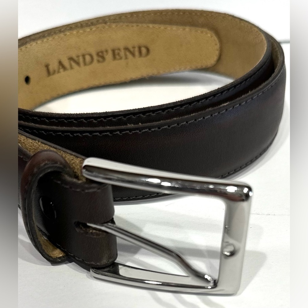 Lands' End Dark Brown Leather Dress Belt Made in Canada Men's Size 32 (80cm) - Picture 3 of 9